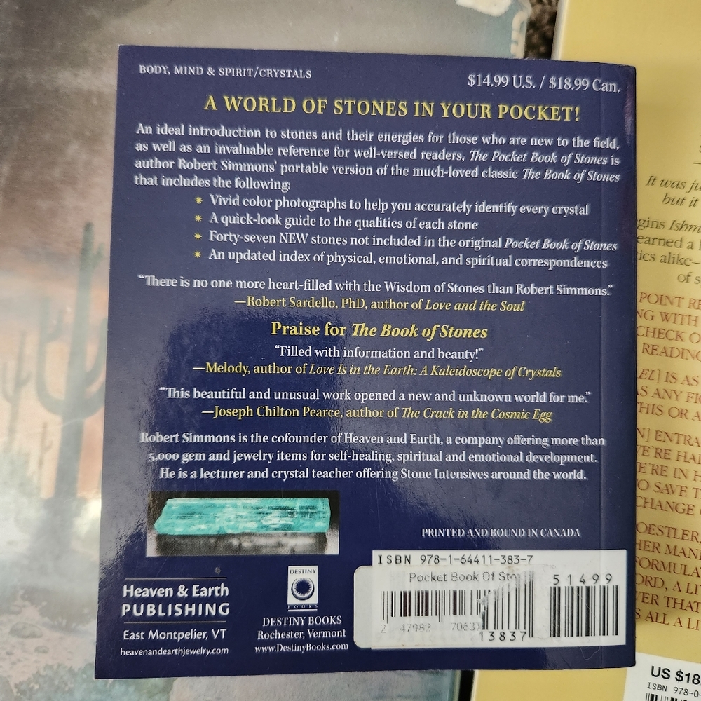 The Pocket Book of Stones - Picture 8 of 8
